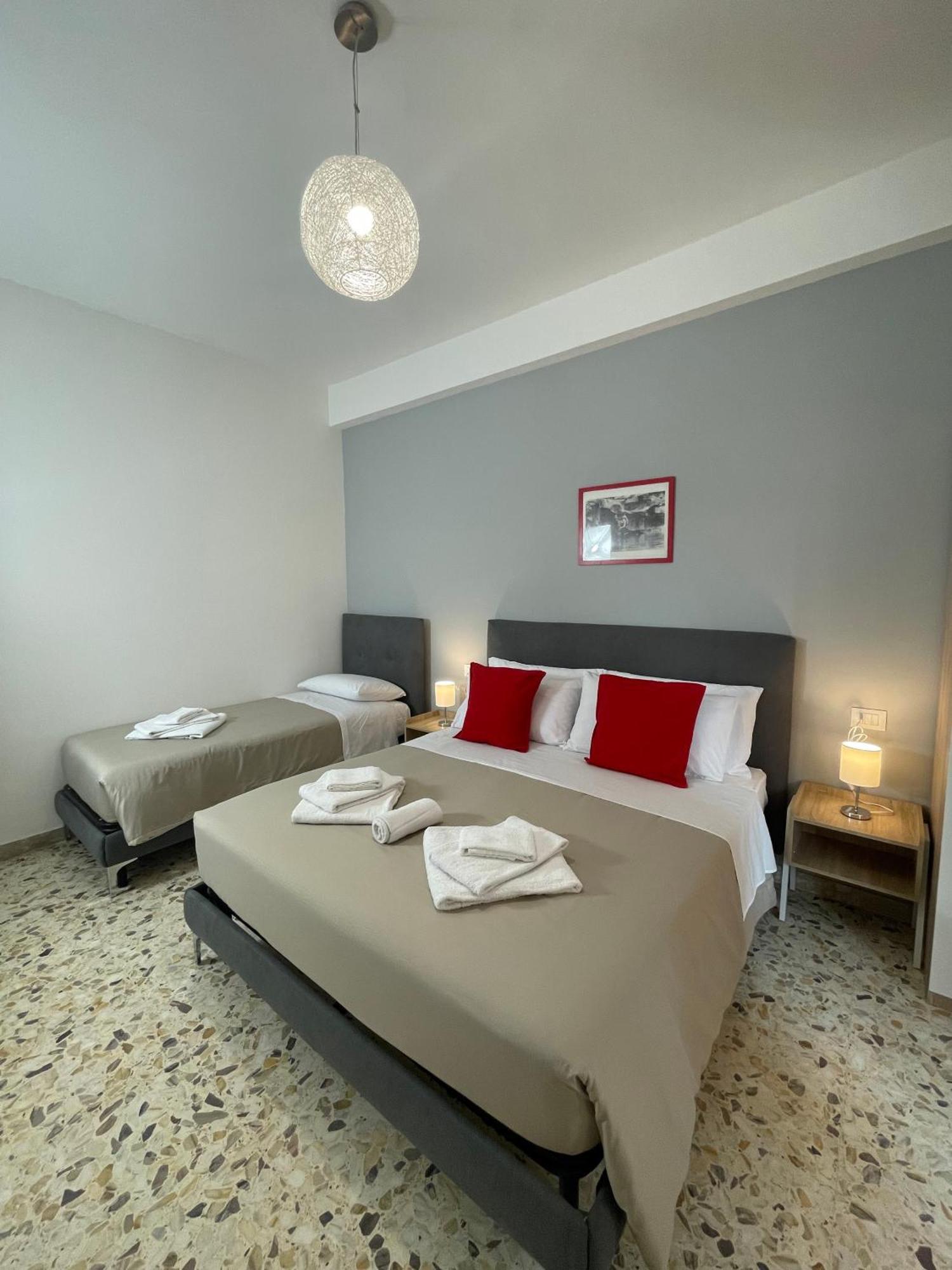 Trastevere Station Sweet Rest Рим Екстер'єр фото