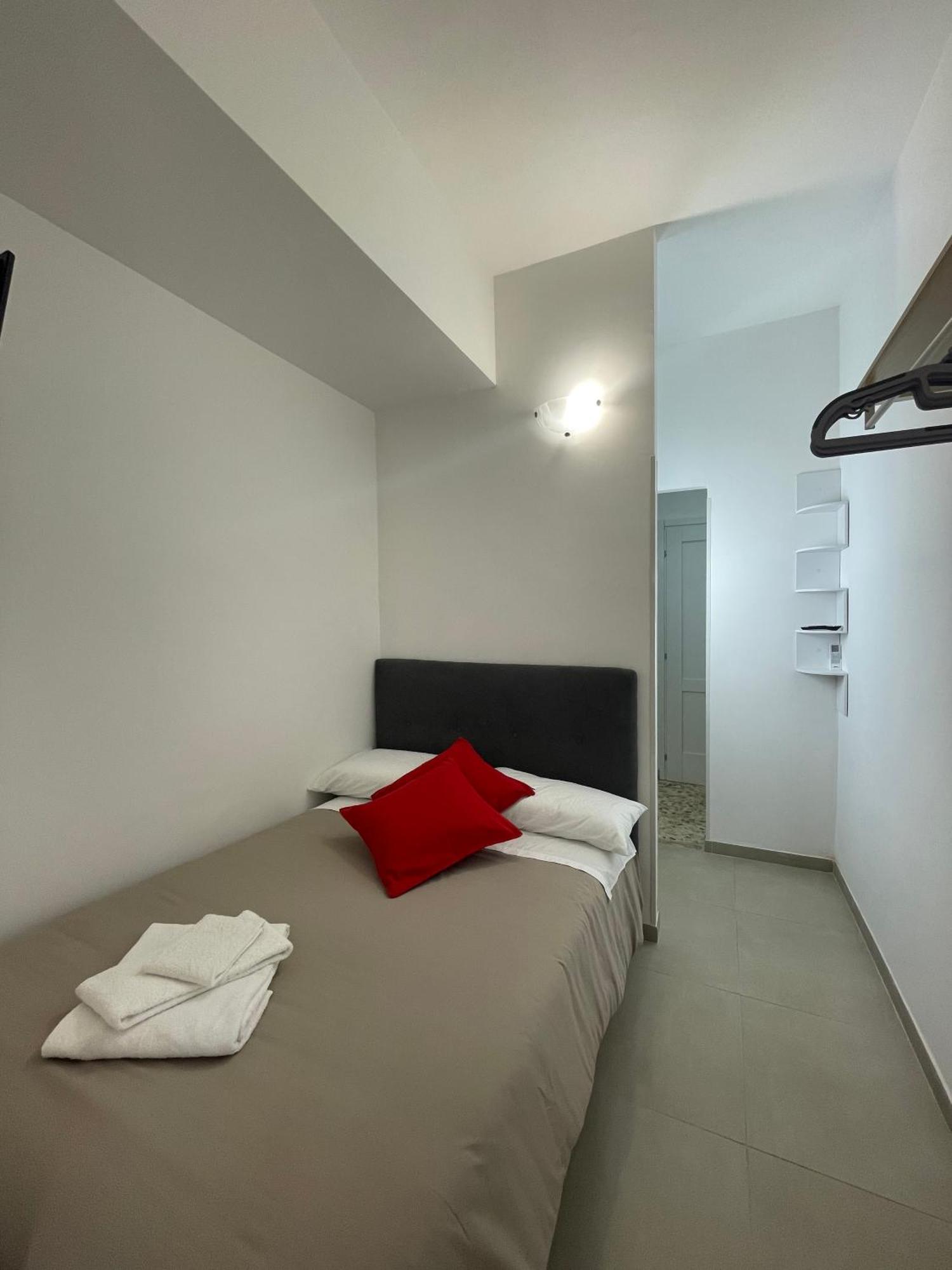 Trastevere Station Sweet Rest Рим Екстер'єр фото