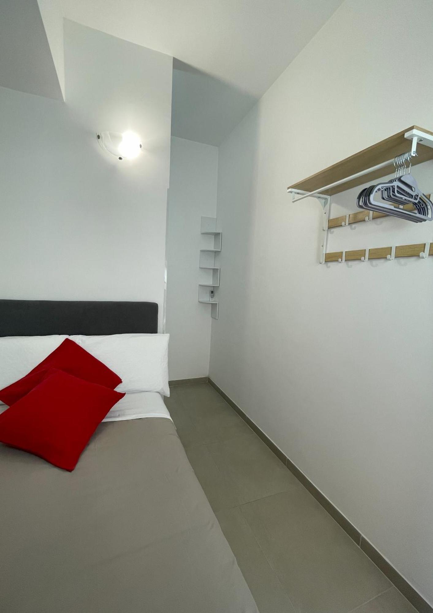 Trastevere Station Sweet Rest Рим Екстер'єр фото